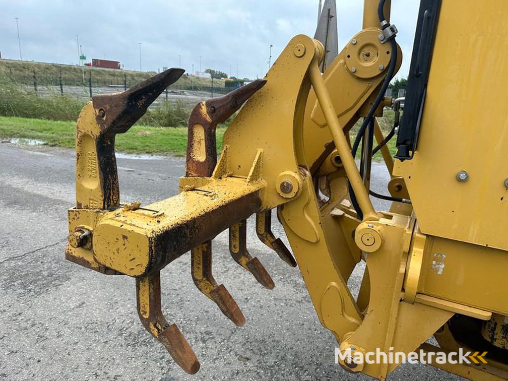 Caterpillar 140M-Ripper-Pushblock