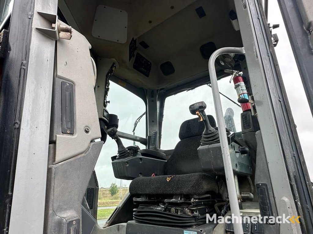 Caterpillar 140M-Ripper-Pushblock