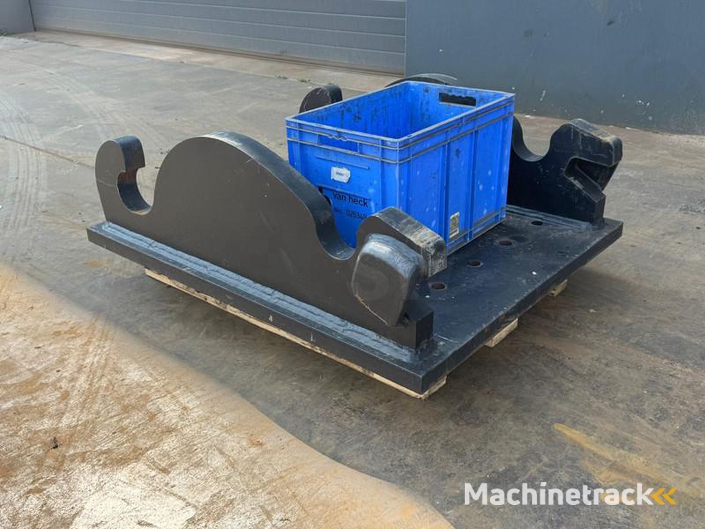 Caterpillar Caterpillar-Plate-CW70