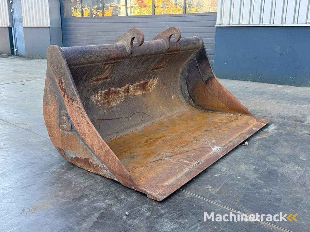 nc / CW40 Slotenbak 2200mm bucket