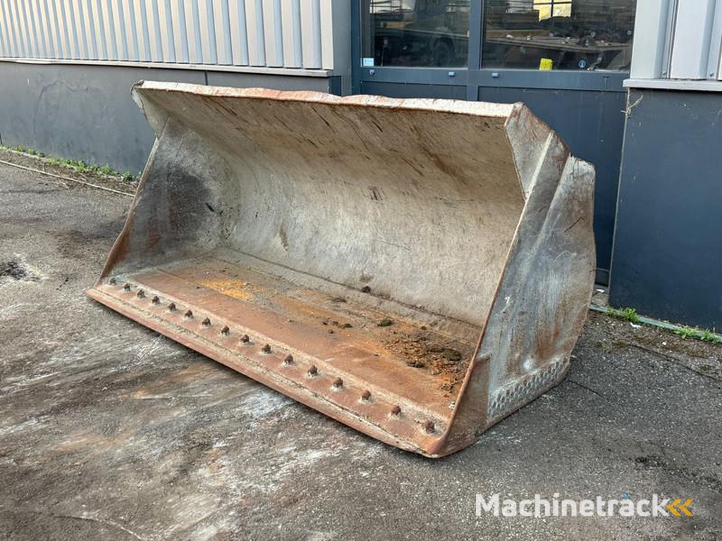 nc WG-2450 Volvo small