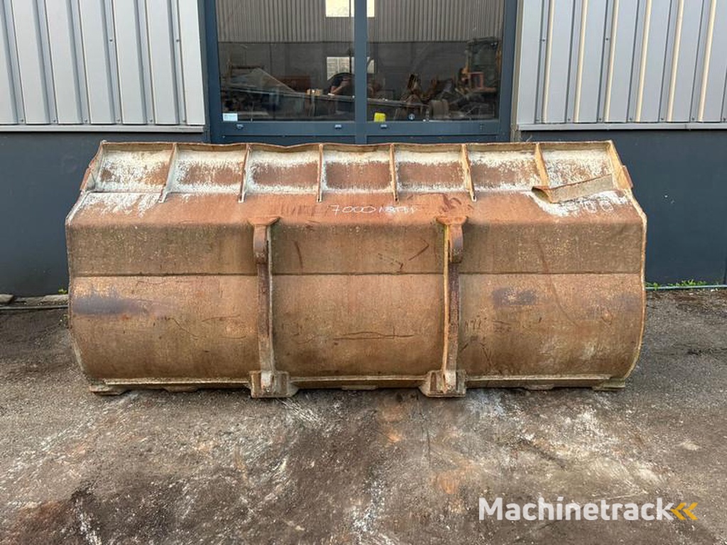 nc WG-2450 Volvo small