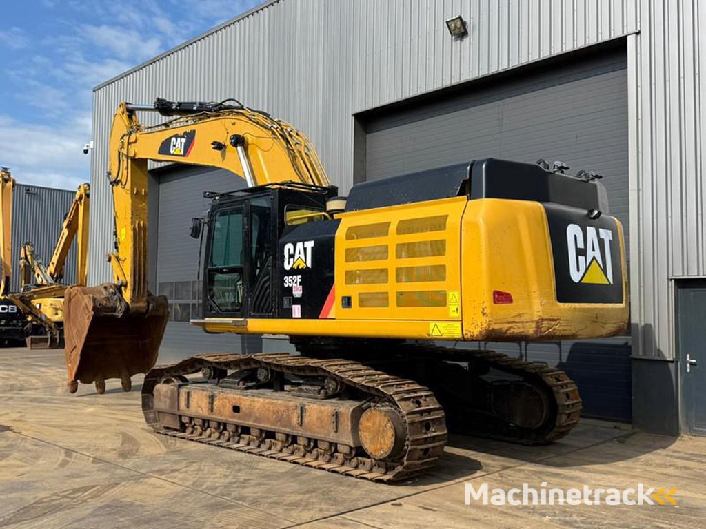 Caterpillar 352F