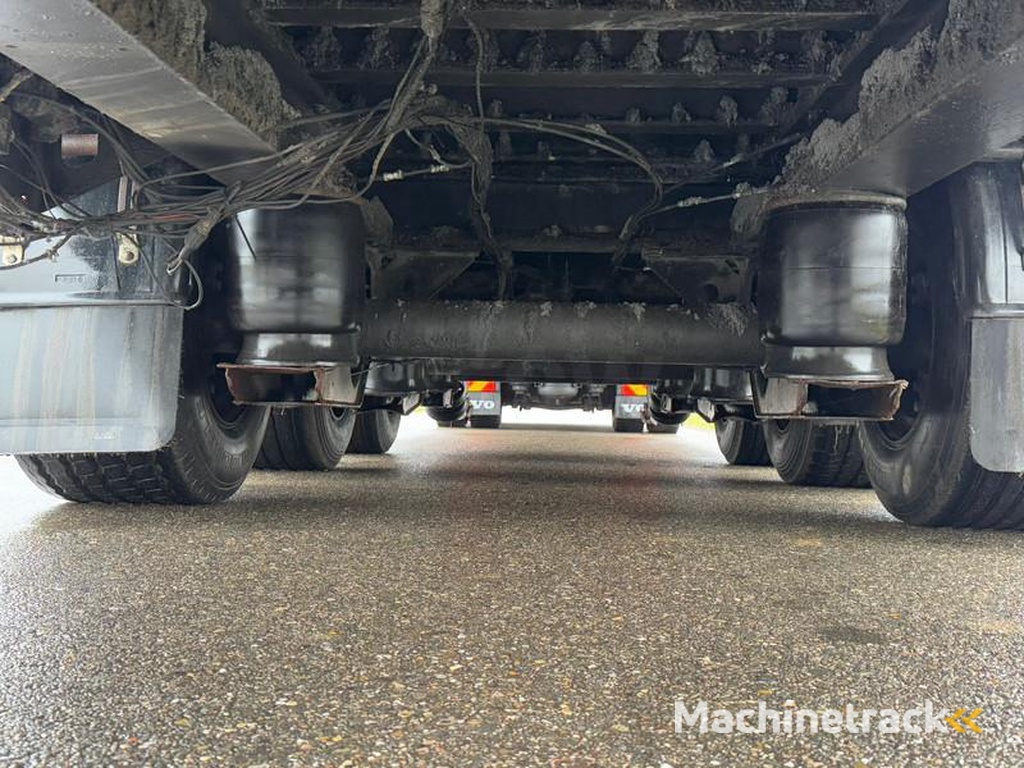 Stas S300ZX Tri/A Walking Floor