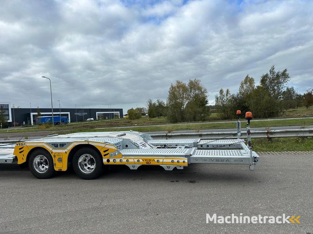Vega-Trailer VEGAMAX 2 axle Truck transporter