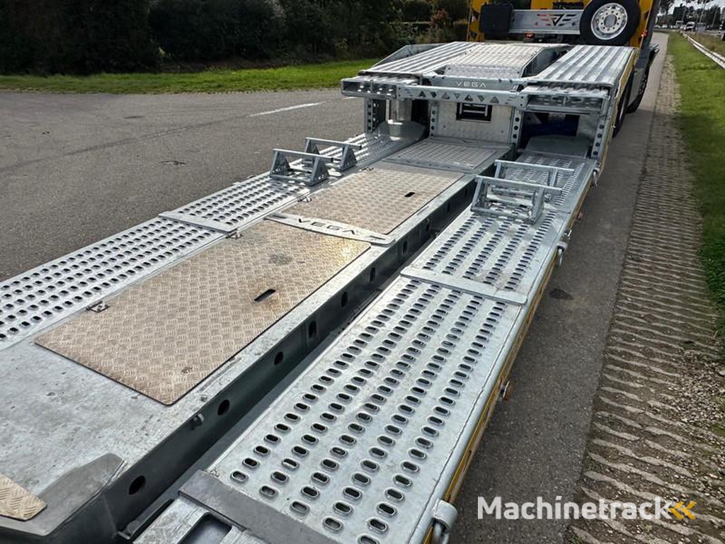 Vega-Trailer VEGAMAX 2 axle Truck transporter