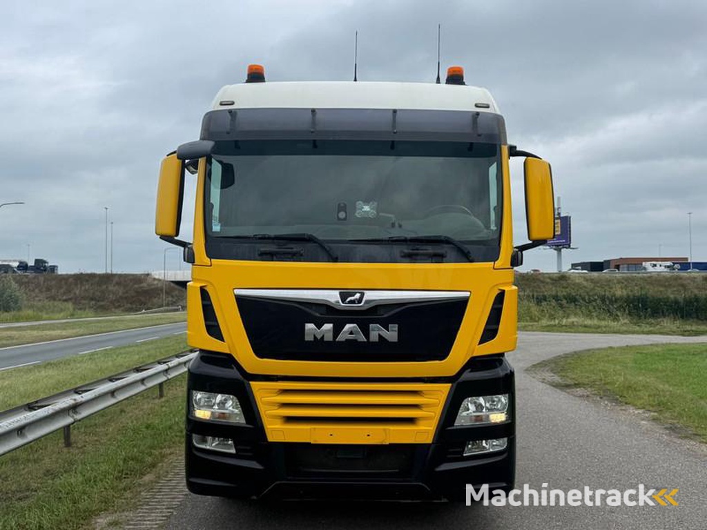 MAN TGX