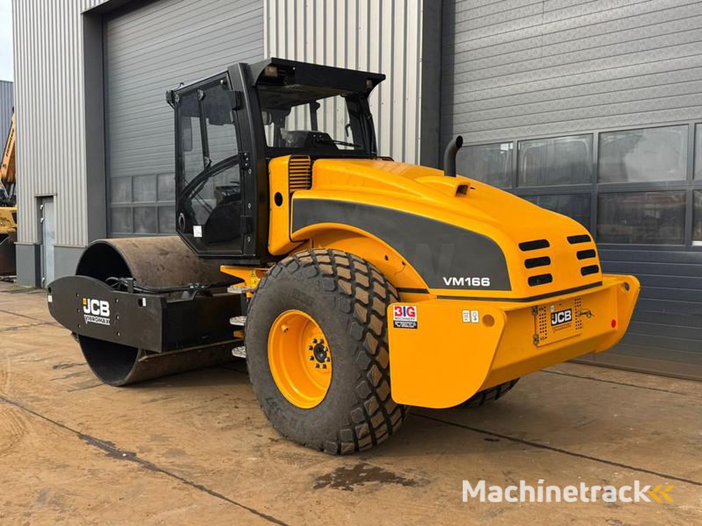 JCB VM166D