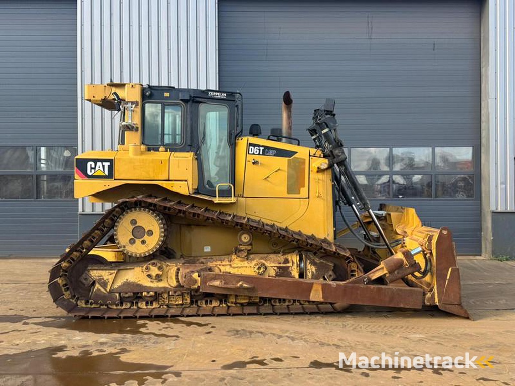 Caterpillar D6T LGP