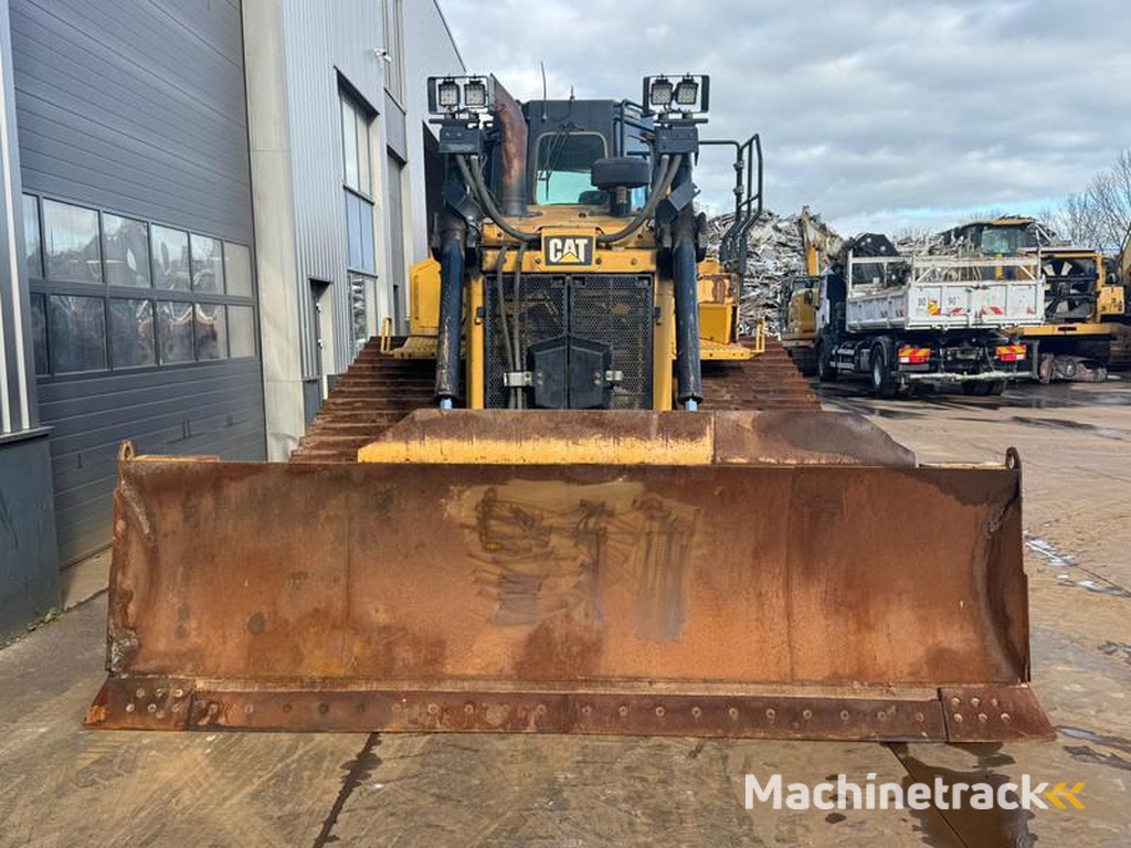 Caterpillar D6T LGP