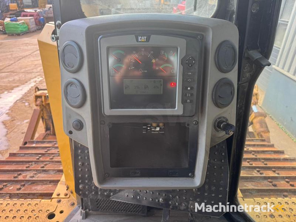 Caterpillar D6T LGP