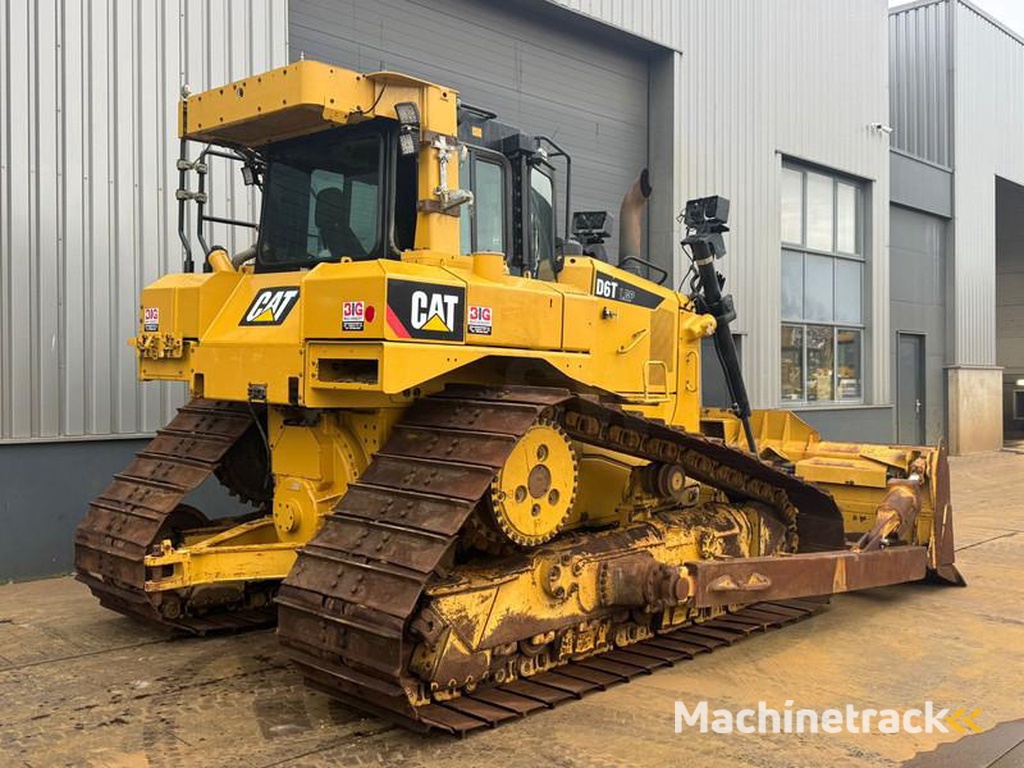 Caterpillar D6T LGP