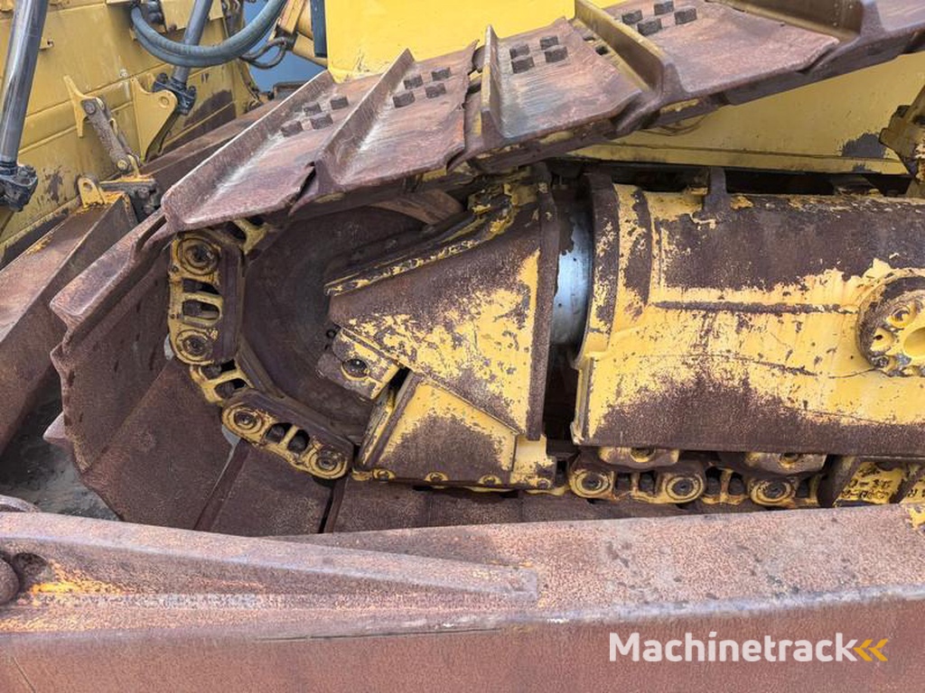 Caterpillar D6T LGP