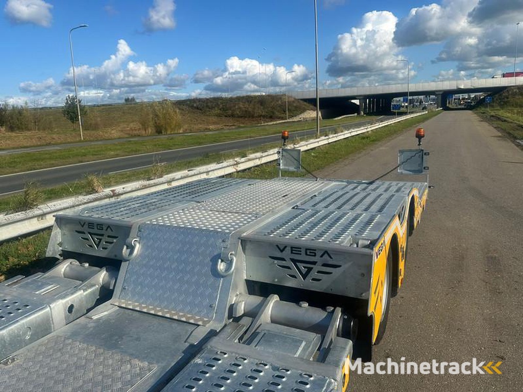 Vega-Trailer VEGAMAX 2 axle Autotransporter