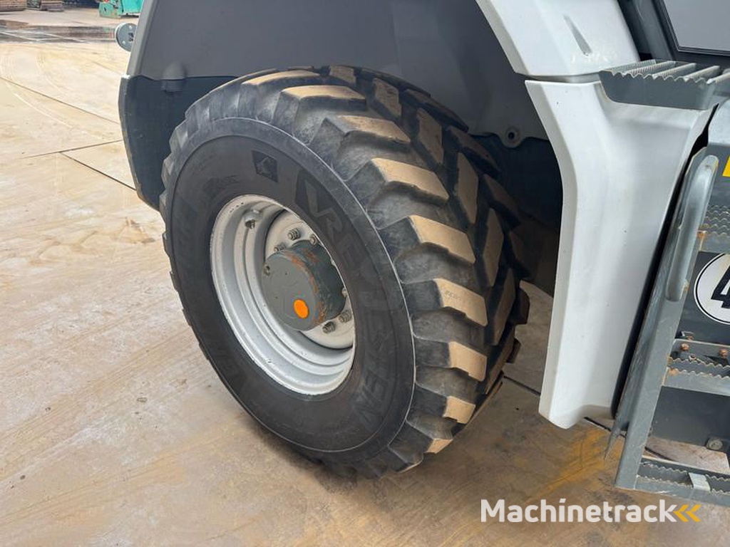 Kramer 8155-Forks-bucket