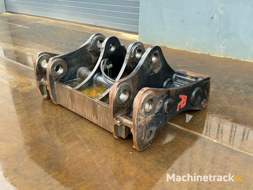 Pladdet Quick-Coupler-fits-CAT-980-980M-980K-SWLUNDBL150