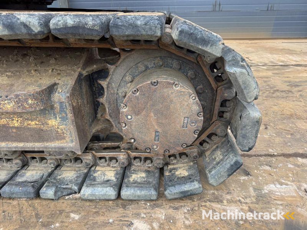 Komatsu PC138US-Tripple-boom-blade