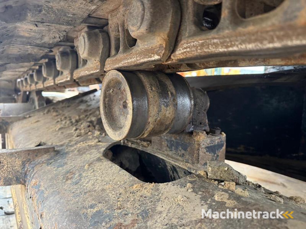 Komatsu PC138US-Tripple-boom-blade