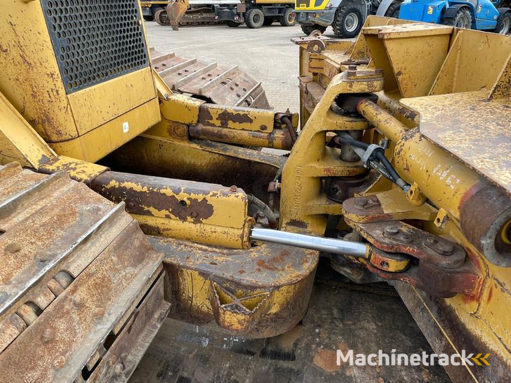 Caterpillar D6N LGP