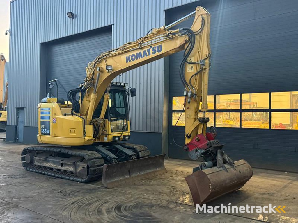 Komatsu PC138-11