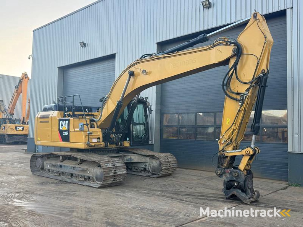 Caterpillar 330