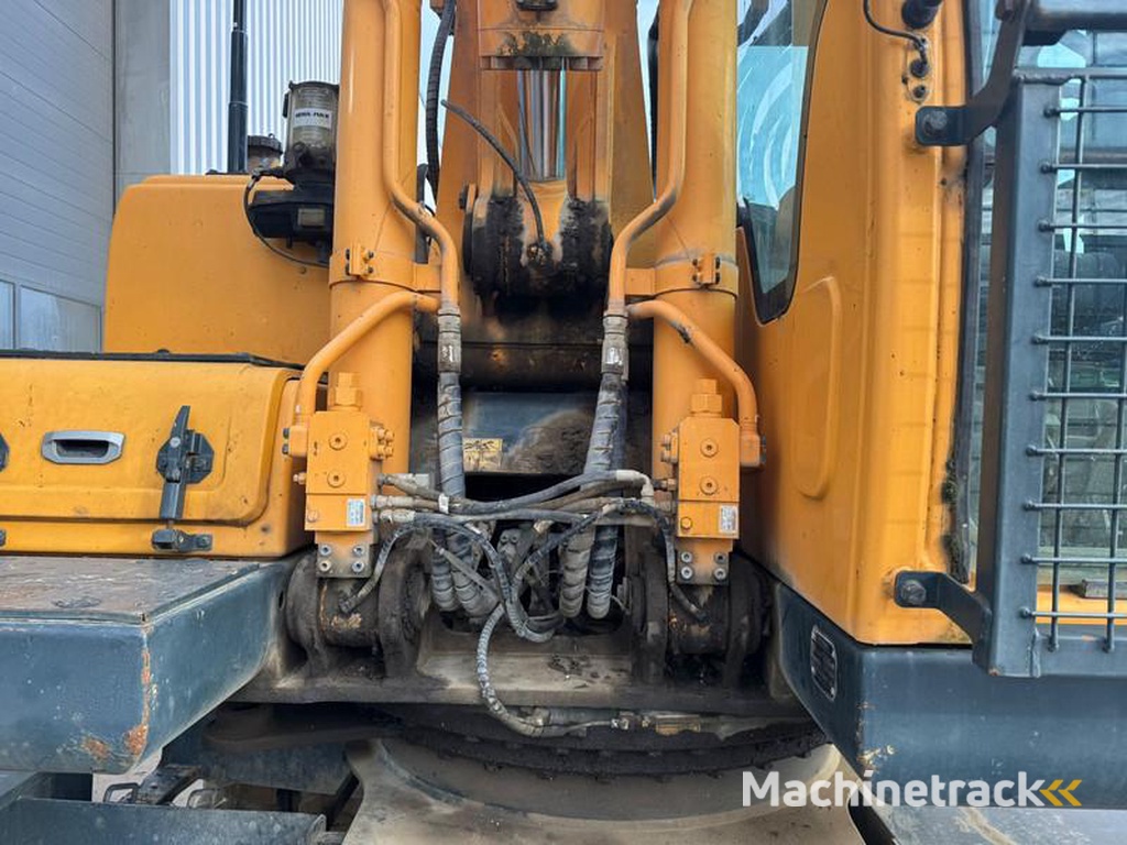 Hyundai Robex-180W-9A