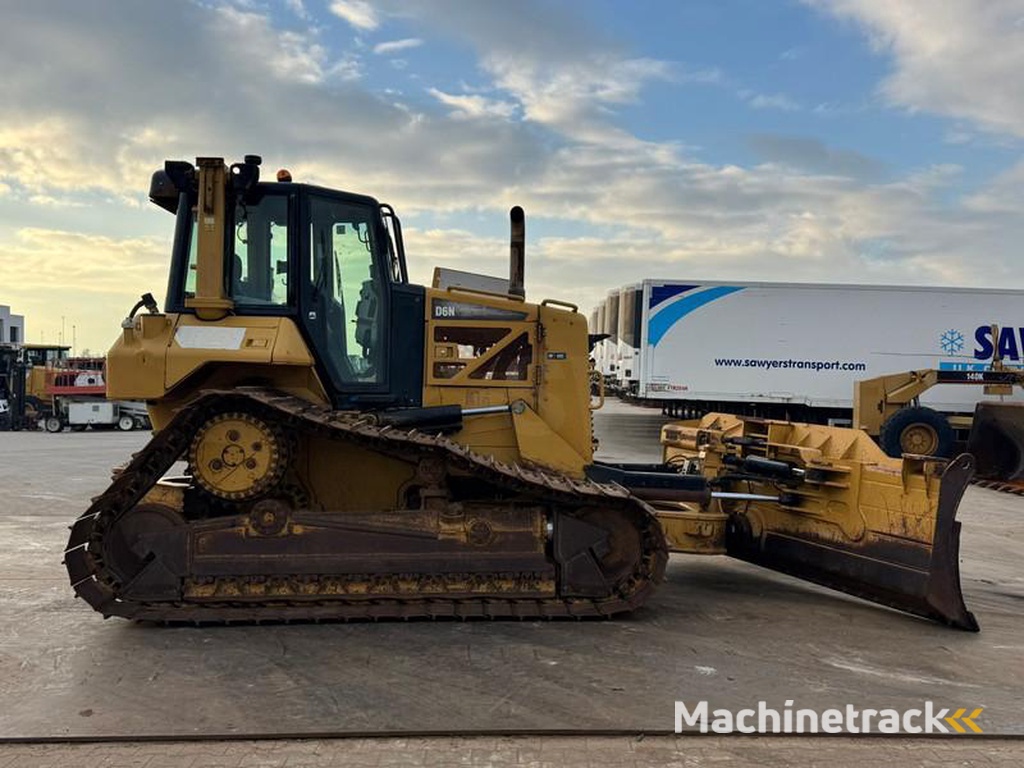 Caterpillar D6N LGP
