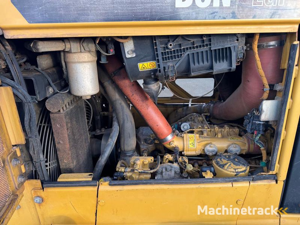 Caterpillar D6N LGP
