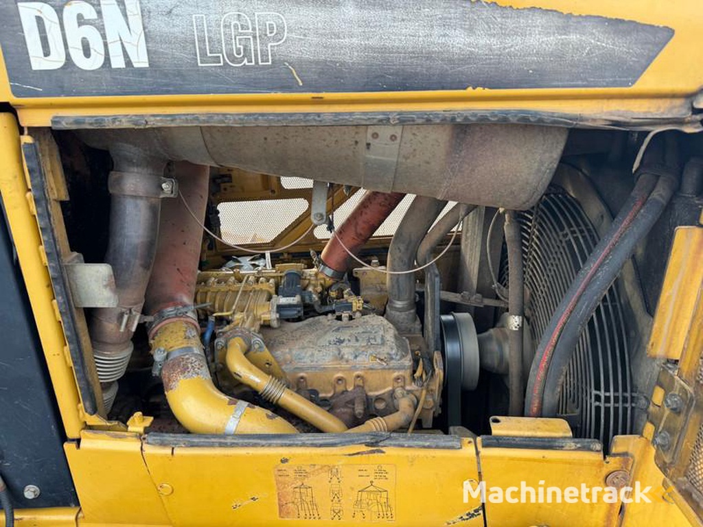 Caterpillar D6N LGP