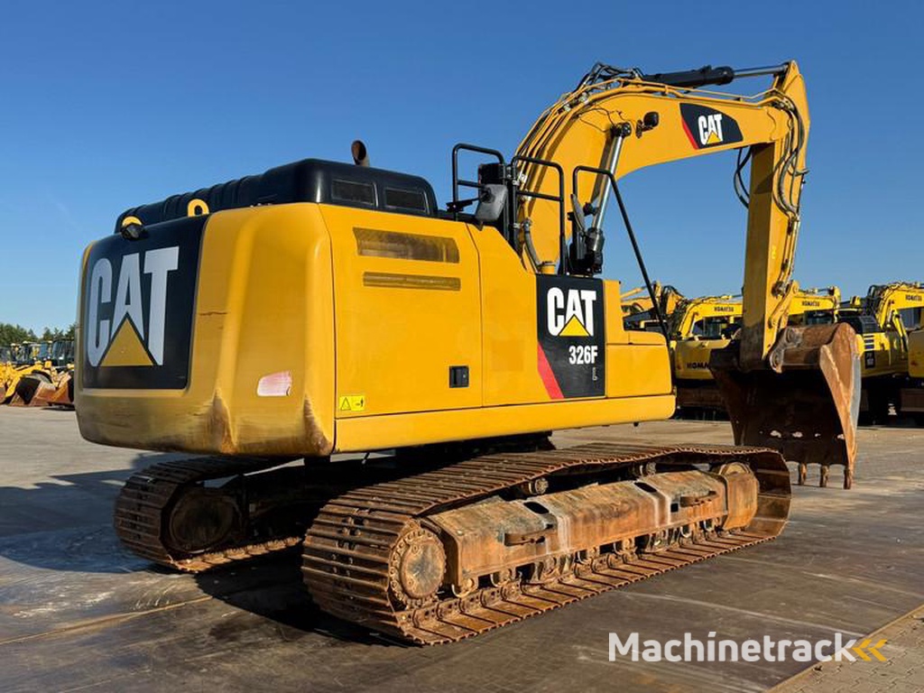 Caterpillar 326FL