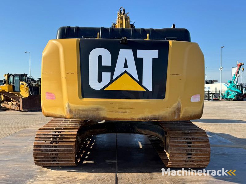 Caterpillar 326FL