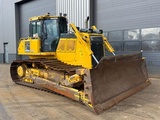 Minituur van Komatsu D65PXi-18