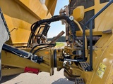 Thumbnail of Caterpillar 735