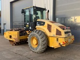 Miniaturansicht von Caterpillar CP76-Padfoot-roller