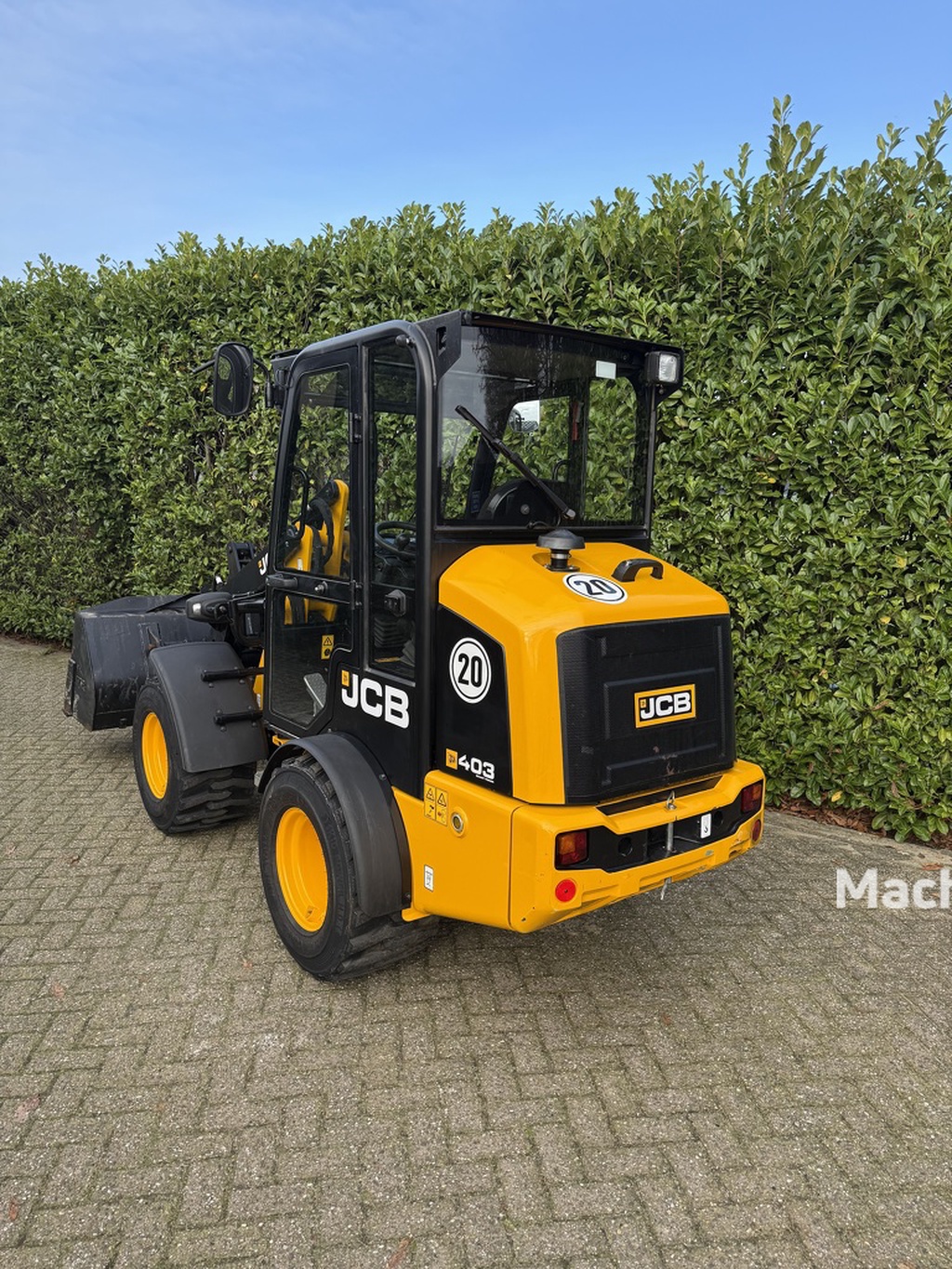 JCB 403 BJ 2024 slechts 300 uur NIEUWSTAAT !