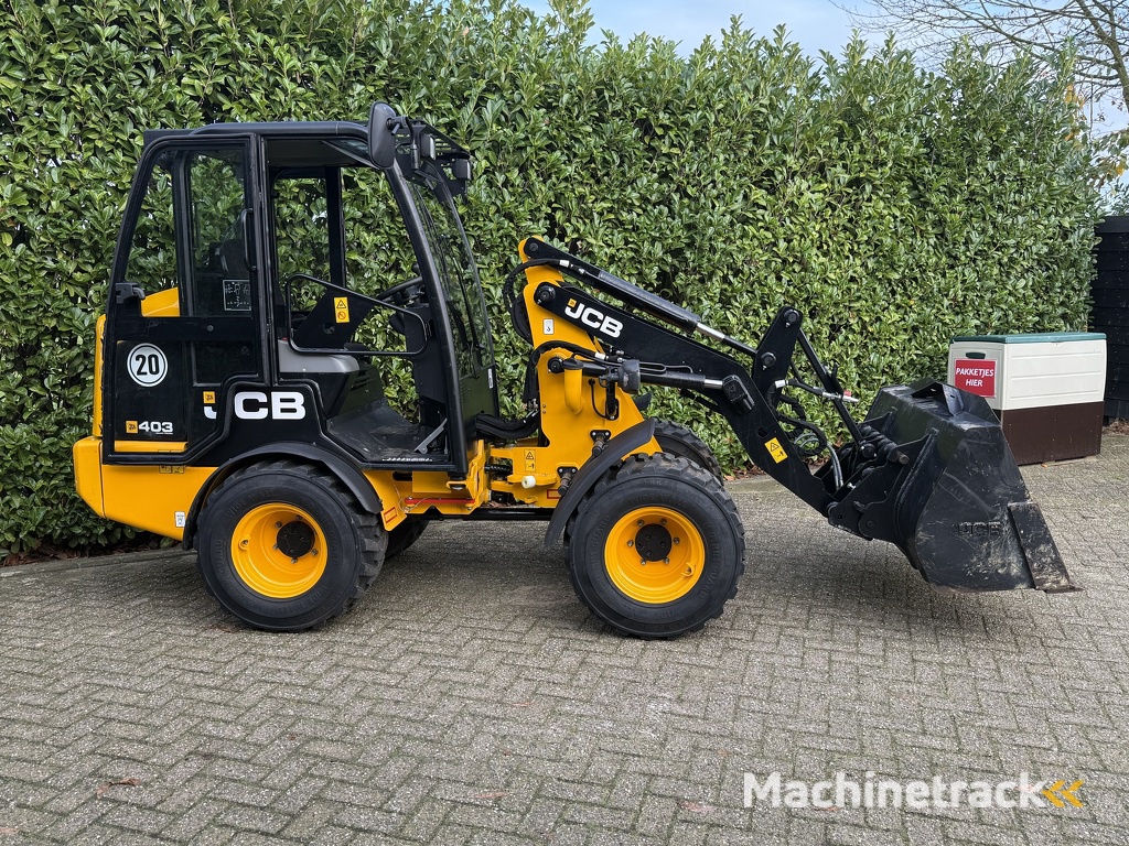 JCB 403 BJ 2024 slechts 300 uur NIEUWSTAAT !