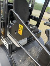 Thumbnail of JCB 403 BJ 2024 slechts 300 uur NIEUWSTAAT !