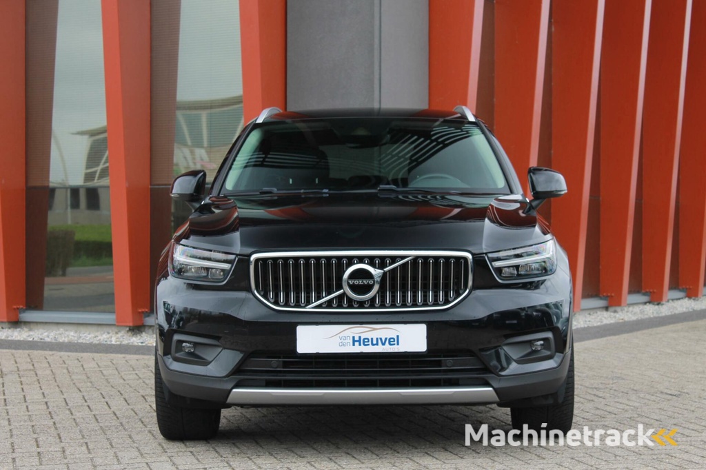 Volvo XC40 T4 Recharge Inscription | Leder | Trekhaak | 19 Inch | Keyless