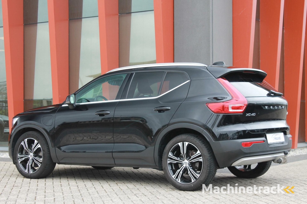 Volvo XC40 T4 Recharge Inscription | Leder | Trekhaak | 19 Inch | Keyless