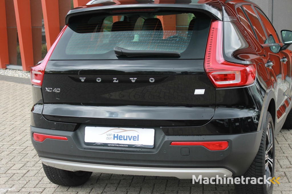 Volvo XC40 T4 Recharge Inscription | Leder | Electr. Stoelen | Parkeercamera | Stoelverwarming | Keyless