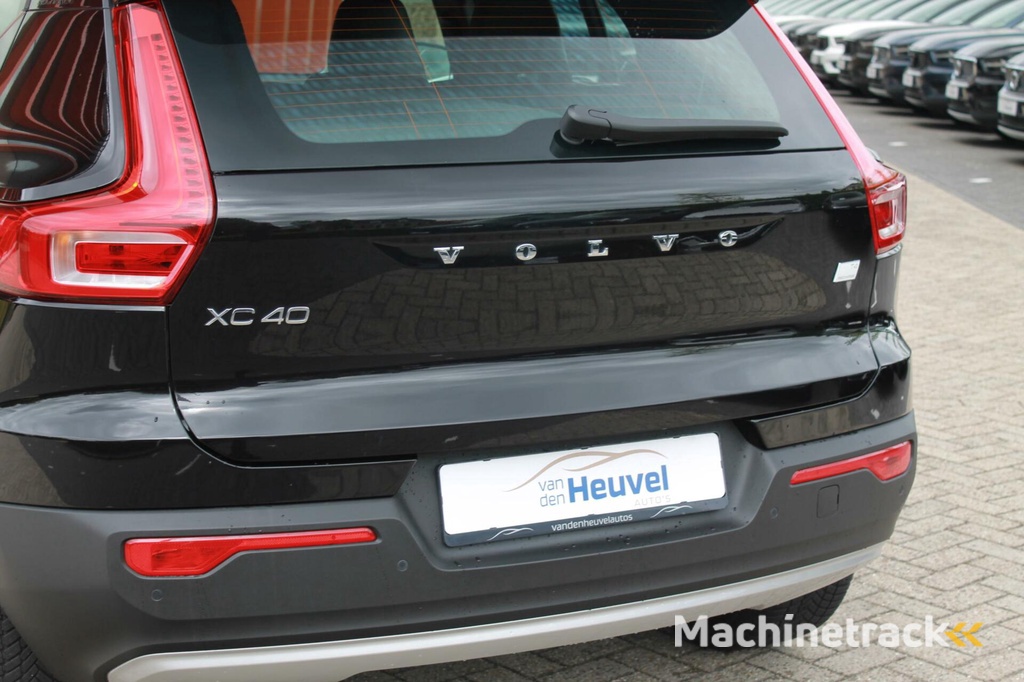 Volvo XC40 T4 Recharge Inscription | Leder | Electr. Stoelen | Parkeercamera | Stoelverwarming | Keyless