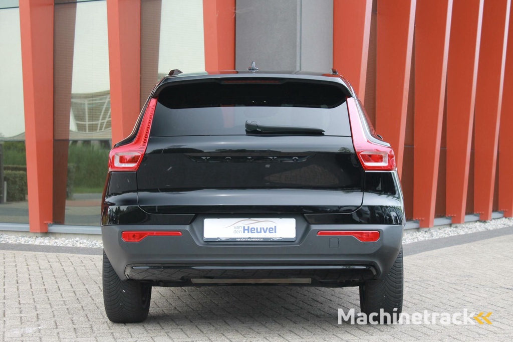 Volvo XC40 T5 Recharge R-Design | 21 inch | Glossy Black | Navigatie | Airco