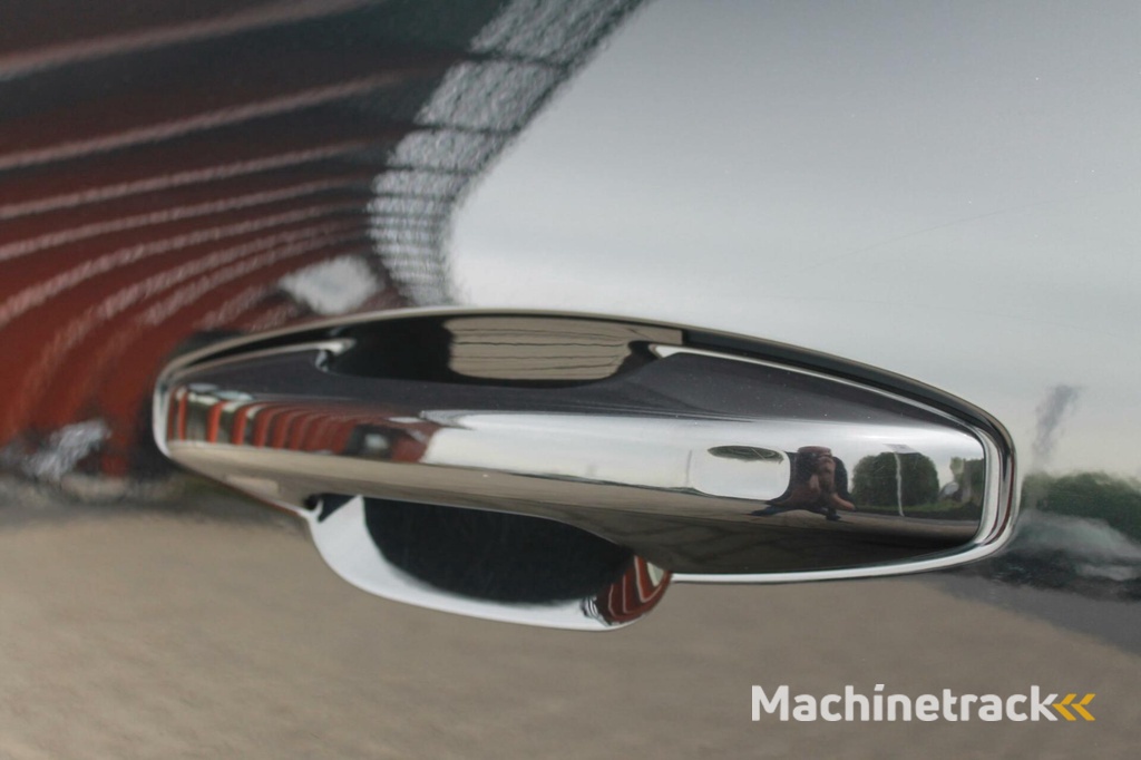 Volvo XC40 T5 Recharge R-Design | 21 inch | Glossy Black | Navigatie | Airco