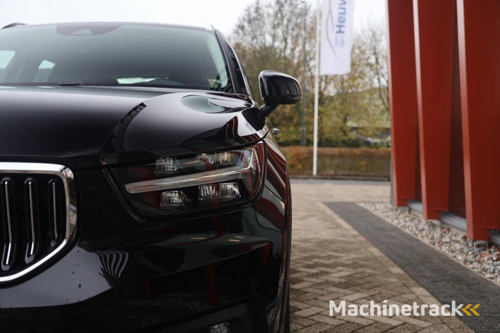 Volvo XC40 T3 Inscription | Parkeercamera | Stoelverwarming | Leder | Trekhaak