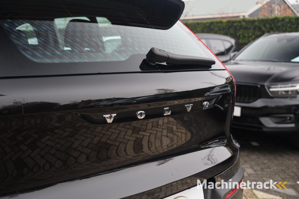 Volvo XC40 T3 Inscription | Parkeercamera | Stoelverwarming | Leder | Trekhaak