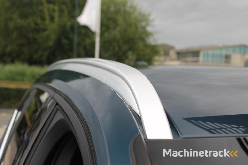 Volvo XC40 T4 Recharge Inscription | Stoelverwarming | Leder | Parkeercamera | Keyless