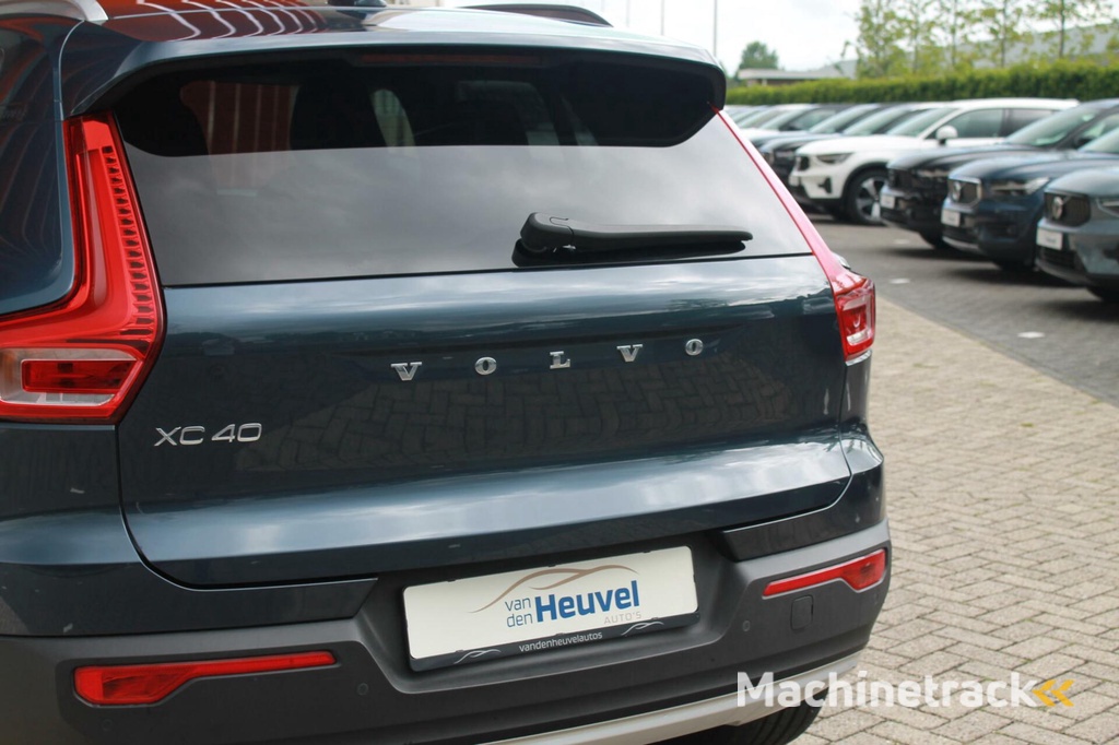 Volvo XC40 T4 Recharge Inscription | Stoelverwarming | Leder | Parkeercamera | Keyless