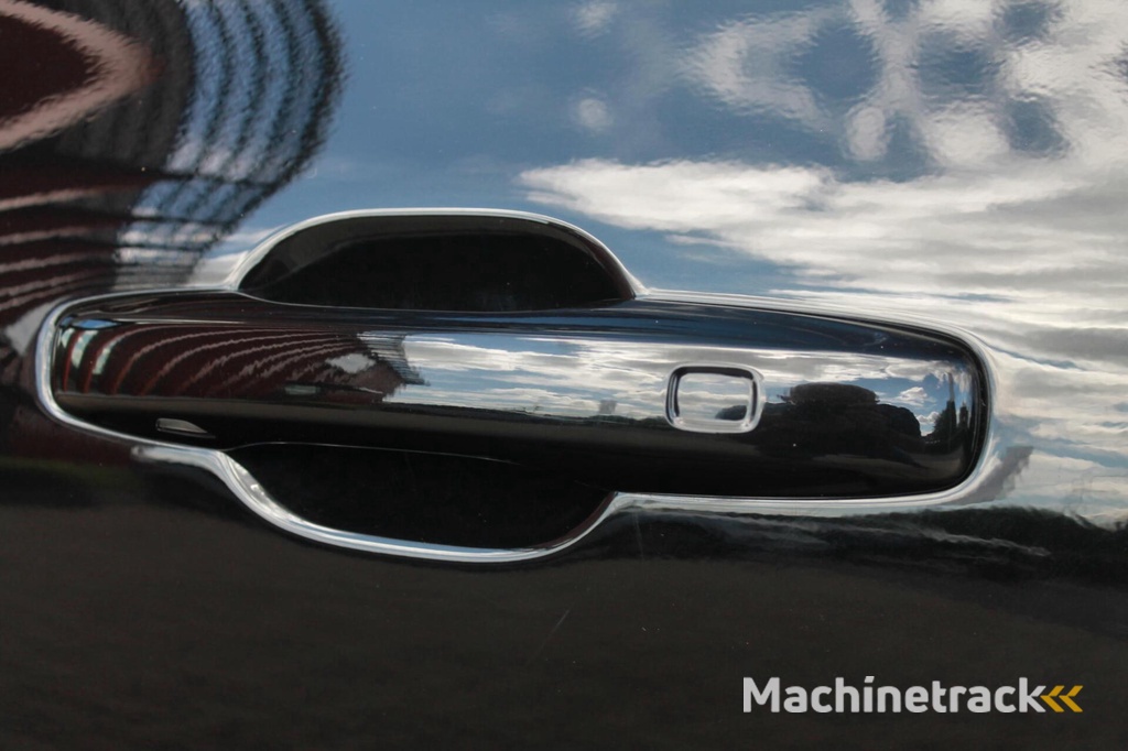 Volvo XC60 T6 Recharge AWD R-Design | Panoramadak | Trekhaak | Harman/Kardon | Parkeercamera | Mem. Stoelen | Glossy Black