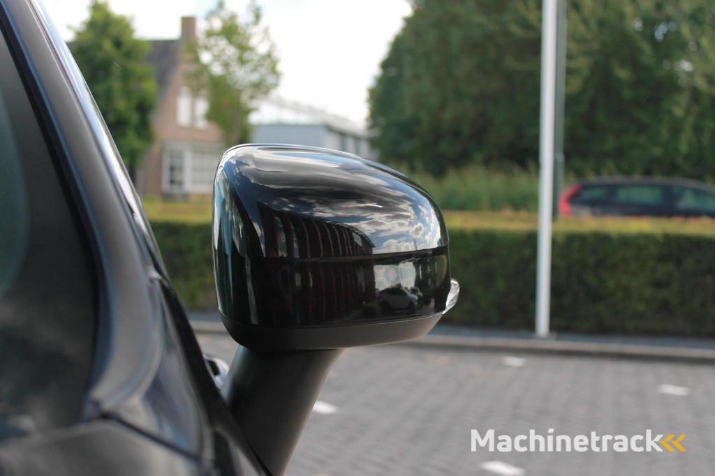 Volvo XC60 T6 Recharge AWD R-Design | Panoramadak | Trekhaak | Harman/Kardon | Parkeercamera | Mem. Stoelen | Glossy Black