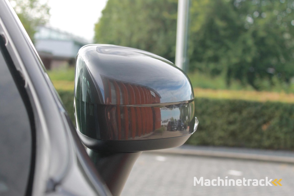 Volvo XC60 T6 Recharge AWD Inscription | Longe Range | Panoramadak | Stoelverwarming | Parkeercamera | Keyless